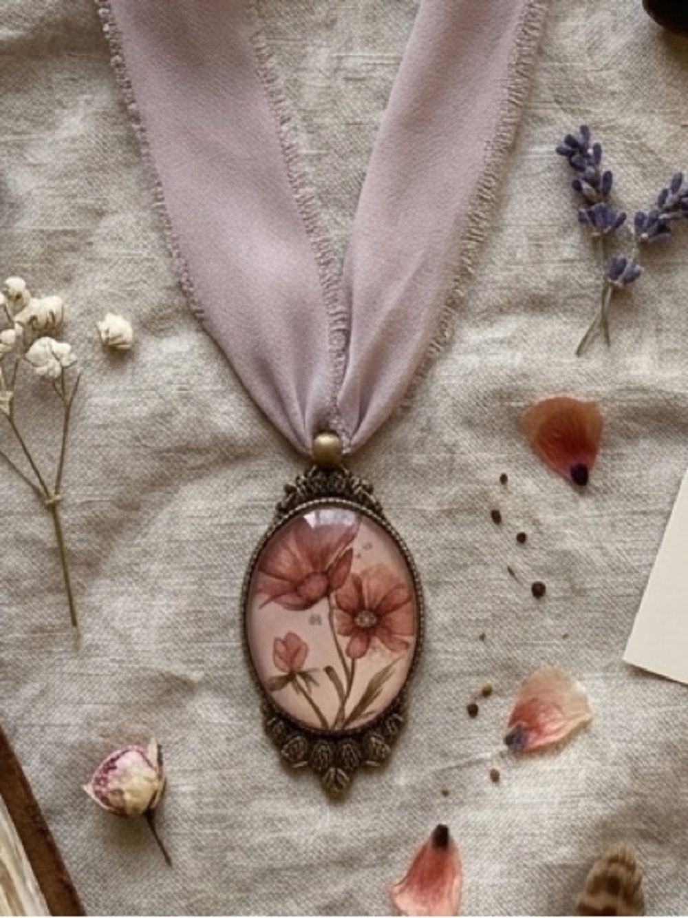 Vintage Floral Pendant Necklace